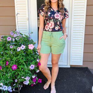 NEW S LuLaRoe Jessica Patch Pocket Shorts Draw String Linen Elastic Waist Green